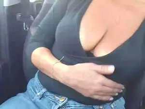La_lady_divina  live sex cam
