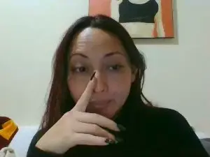 Almenddra2  live sex cam
