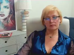 Luna_xFantasy  live sex cam