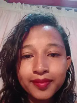 Nahfinaritra  live sex cam
