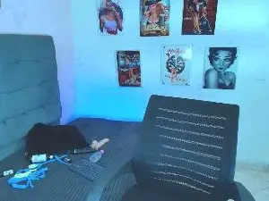 Hermione_18  live sex cam