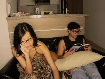 ChloeAndYan  live sex cam