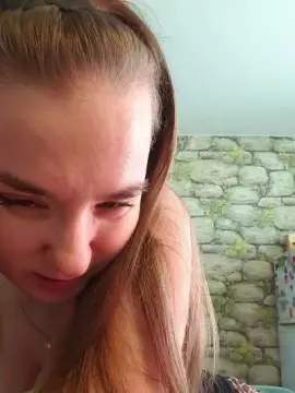 Mikki696  live sex cam