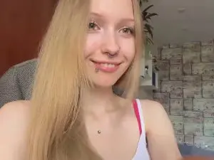 MarvaHelland  live sex cam