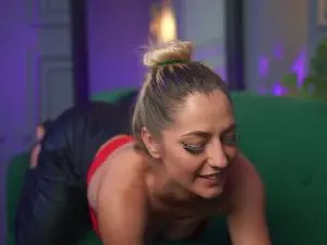MichelleJo  live sex cam