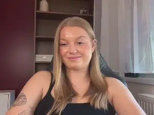 Erica_forever  live sex cam