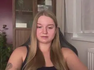 Erica_forever  live sex cam