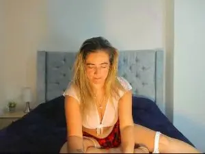 Trevianice  live sex cam