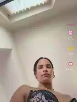 Chanelsexi  live sex cam