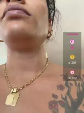 Chanelsexi  live sex cam