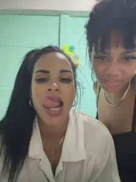 Chanelsexi  live sex cam