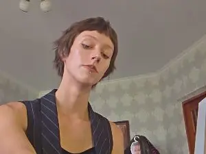 JewellWiggens  live sex cam
