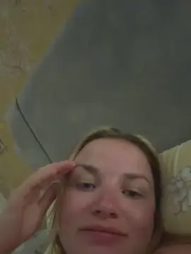 Gymbrat  live sex cam