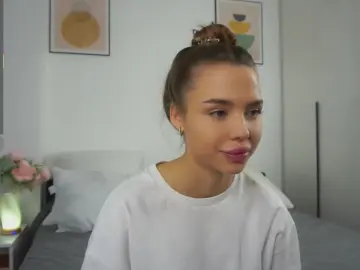 ShaniHusk  live sex cam