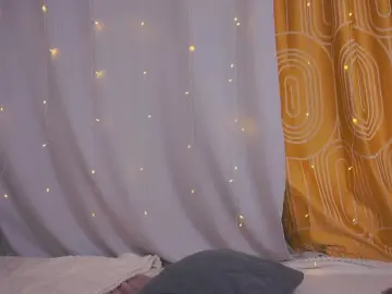 ShaniHusk  live sex cam