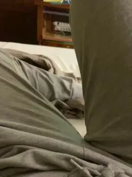 Labuta23  live sex cam