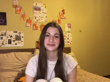 SilviaWyze  live sex cam