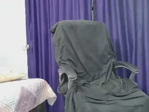 Lorette23  live sex cam