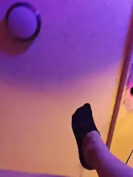 Fuckmedaddy303  live sex cam