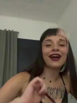 NadiaGzz  live sex cam