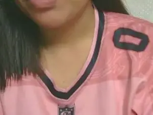 Sweet_charm18  live sex cam