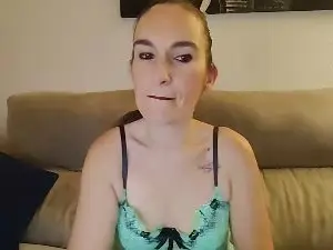 Aurasensual69  live sex cam