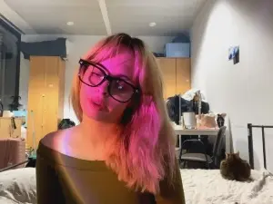 CristieUrion  live sex cam