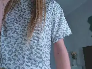 ElviraYorio  live sex cam