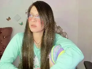 ZooeyBelair  live sex cam