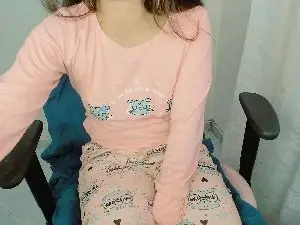 ZooeyBelair  live sex cam