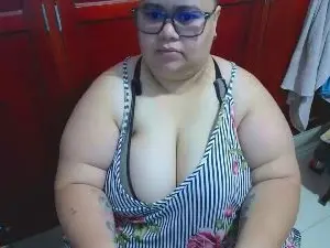 Hotlesby4uxxx  live sex cam