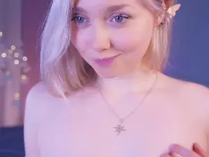 KatieGroves  live sex cam