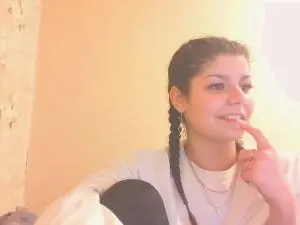 RoxyNoullet  live sex cam