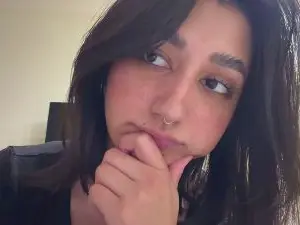 YingPopichak  live sex cam
