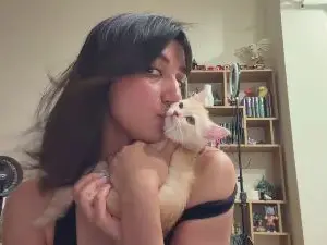 YingPopichak  live sex cam
