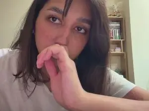 YingPopichak  live sex cam