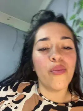 Brenxhot  live sex cam