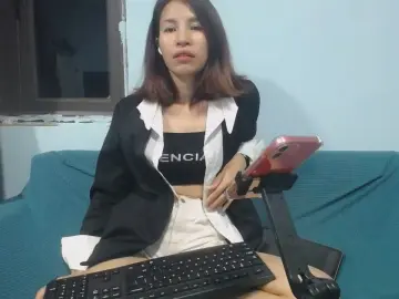 Vietnamgirl  live sex cam