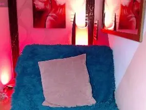 Luuciaa_Moor  live sex cam