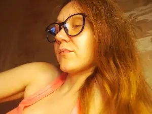 Annsweetrose  live sex cam