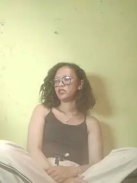 Miriam05  live sex cam