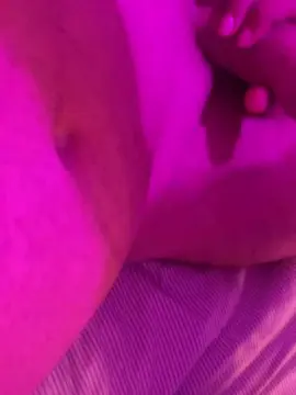 Dessouchics  live sex cam
