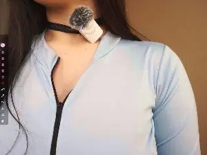 LaineGopin  live sex cam