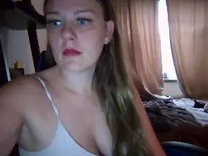 Thatsarah  live sex cam