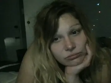 Valeriehop3  live sex cam