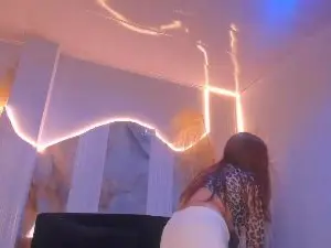 Freya_Miller_  live sex cam