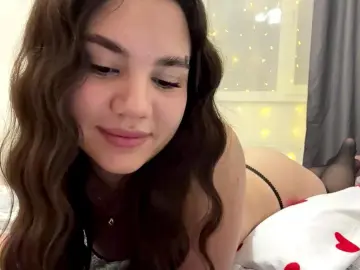 NorineAlkire  live sex cam