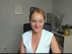 WildALICIA  live sex cam