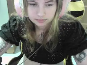 Yurizinha  live sex cam