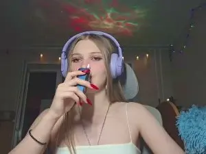 MeldaBoghosian  live sex cam